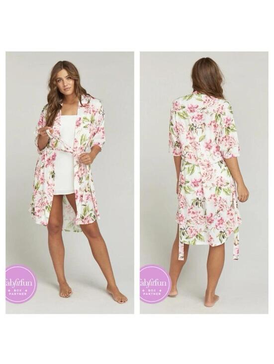 Show Me Your MuMu Other - Show Me Your Mumu O/S Brie Garden of Blooms Short Kimono Robe Pink Green Floral